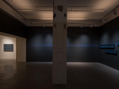Teresita Fernández, Rise and Fall installation view 4
