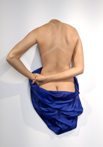 Carole Feuerman Blue Towel on Back (wall mount), 2020
