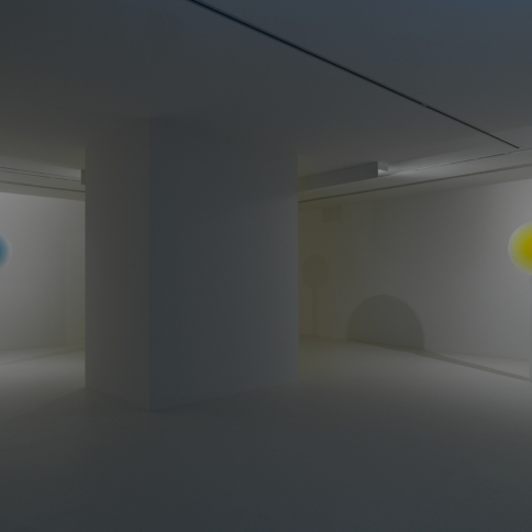 Helen Pashgian, New Lenses and Spheres