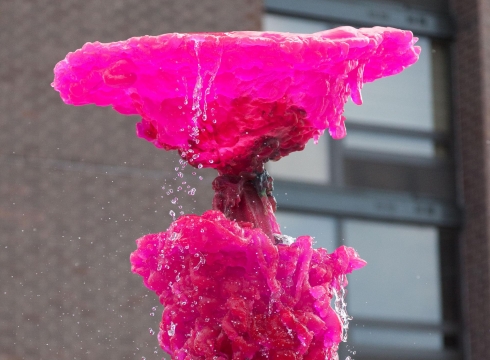 Lynda Benglis