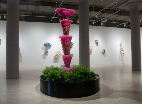 Lynda Benglis