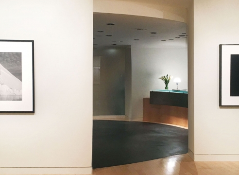 Lynn Davis: Landmark