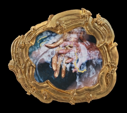 Antoni sculpture Conjure Up with hands
