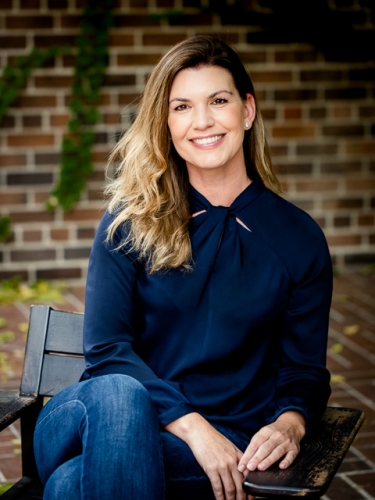 MEET ELIZABETH HARRIS