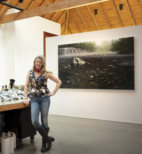 Tula Telfair in her studio; photograph by Paul Horton