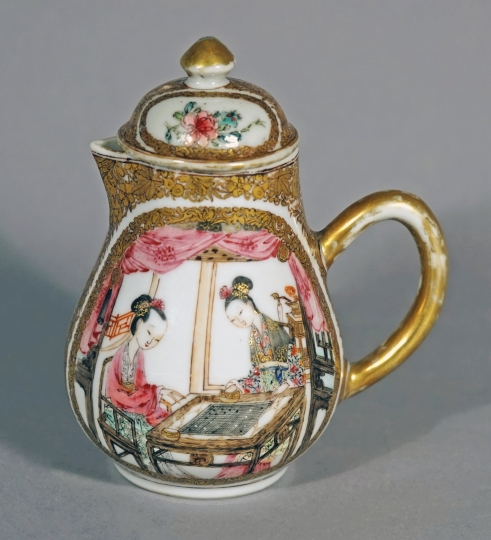 Superb Chinese Famille Rose Porcelain Creamer