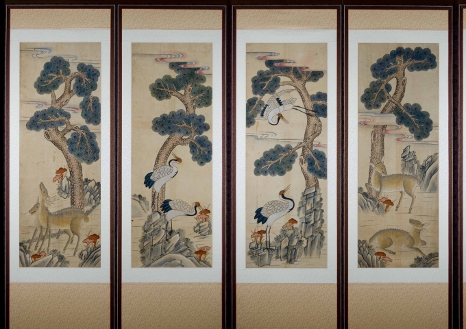 Eight-Panel Folk-Style Shipjangsaeng Screen (Ten Symbols of Long Life)