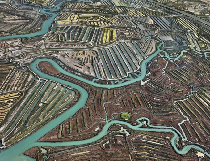 Edward Burtynsky