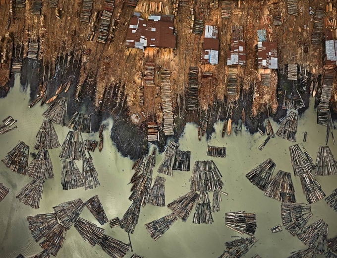 Edward Burtynsky