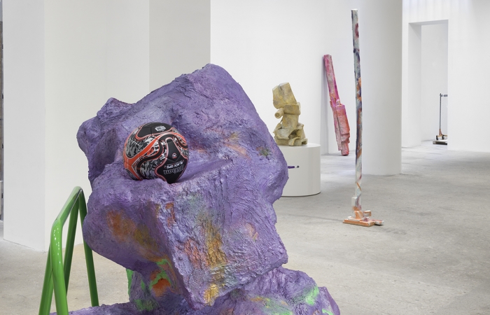 Installation view, Prasine, Greene Naftali, New York, 2017