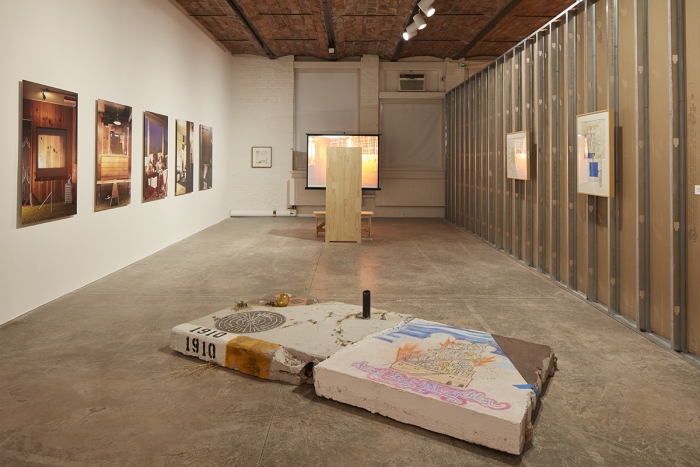 Julie Becker, Installation view, I must create a Master Piece to pay the Rent, MoMA PS1, 2019