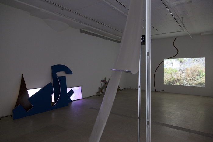 Hilary Lloyd, Installation view, Dock Lands, Greene Naftali, New York, 2017