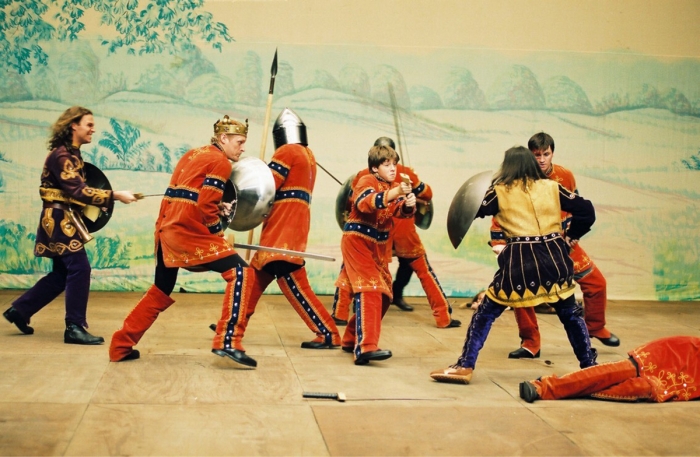 Richard Maxwell / New York City Players, Henry IV Part 1, Brooklyn Academy of Music, New York 2003