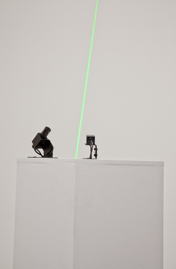 Michael Fullerton, Two Stars, Two Magnitudes (Polaris Due North. The traversal of Regulus, Due East Between 2001 hrs and 0302 hrs), 2013, Lasers pedestal, Dimensions variable, Installation view, Greene Naftali, New York, 2014