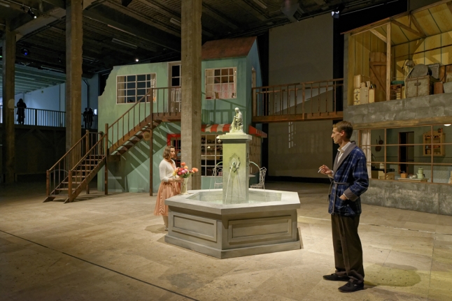 Ragnar Kjartansson, Bonjour, 2015