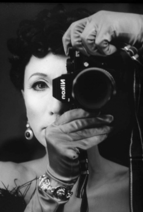 Yasumasa Morimura, M's self-potrait No. 40/B (or "self-portrait with my camera"), 1995