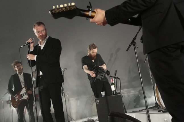 Ragnar Kjartansson, A Lot of Sorrow, 2013-2014