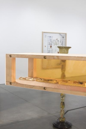 Martin Kippenberger Broken Kilometer, 1990