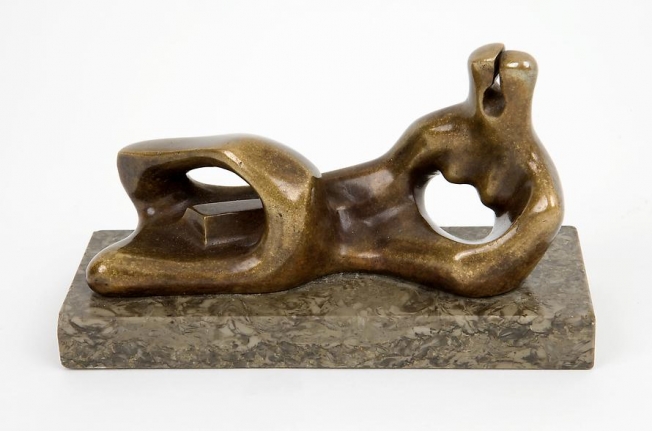 Henry Moore Reclining Figure, 1938