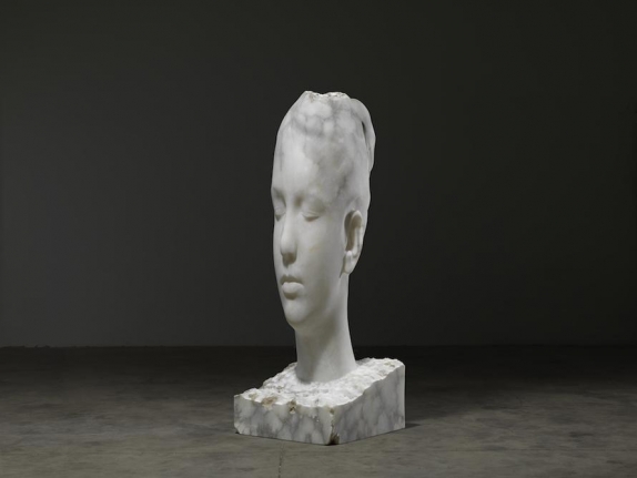 Duna, 2015 Alabaster