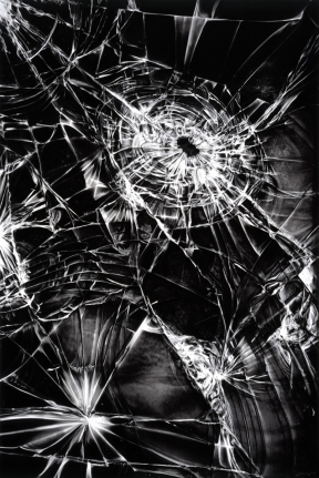 Untitled (Shattered iPhone Screen), 2016