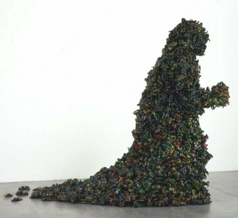 Heap, 2005. Styrofoam, plastic spray paint, resin, metal rods, 64 x 24 x 77 inches (162.6 x 61 x 195.6 cm). MP 161