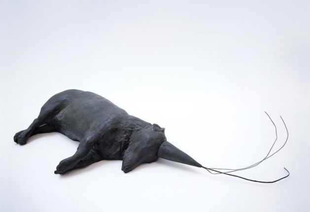 Rosemarie Trockel Gewohnheitstier I (Creature of Habit 1), 1990 Sculpture