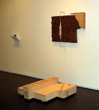 Installation view, Sculptures and Objects, Skarstedt, 2004