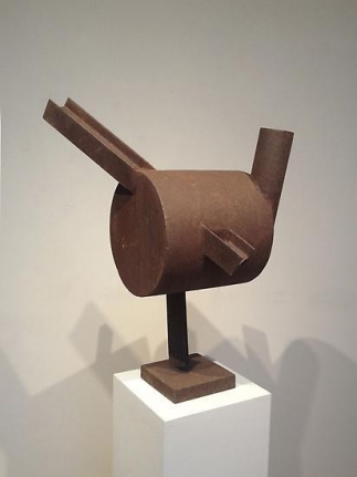 Untitled (Volume), 1971, steel, 31 x 20 x 24 in.