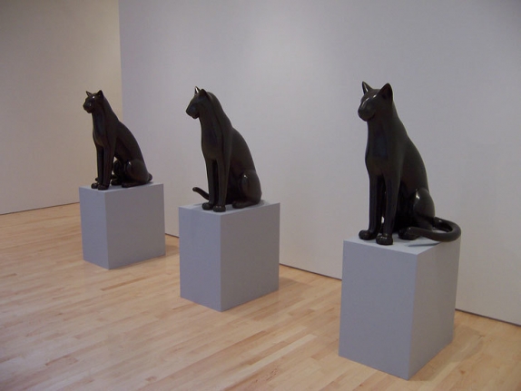 Big Sitting Cat 3, 2006, bronze, ed. 1/9, 31x22x14in.