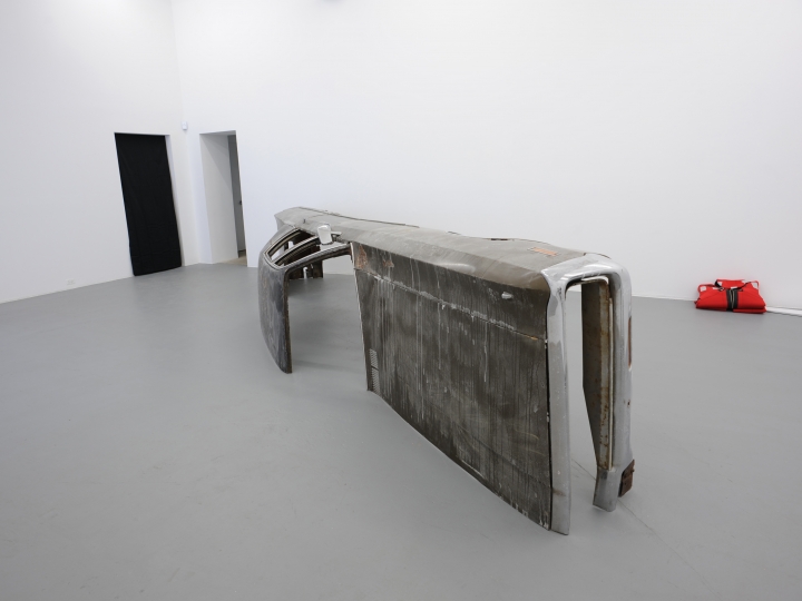BENJAMIN KELLY New Sculpture 2013. Installation view: CONNERSMITH.