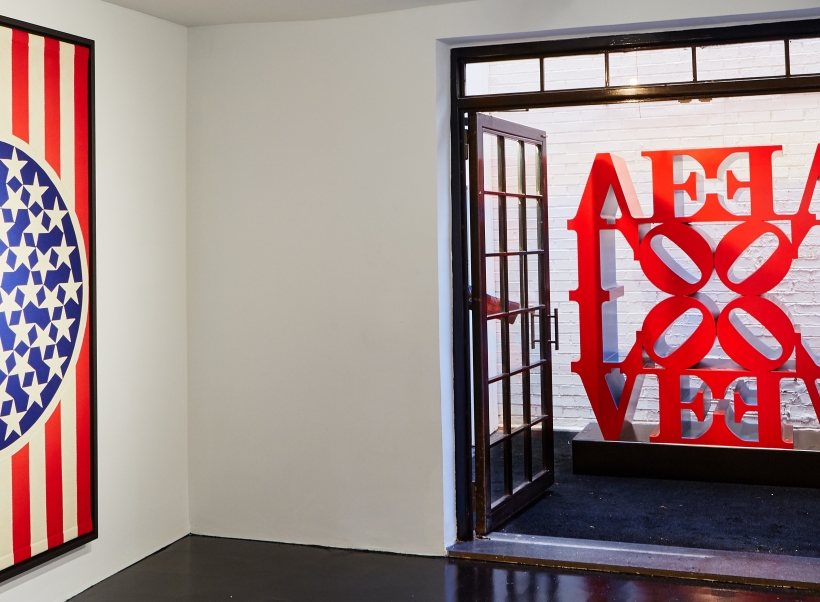 Love Is in the Air – Robert Indiana