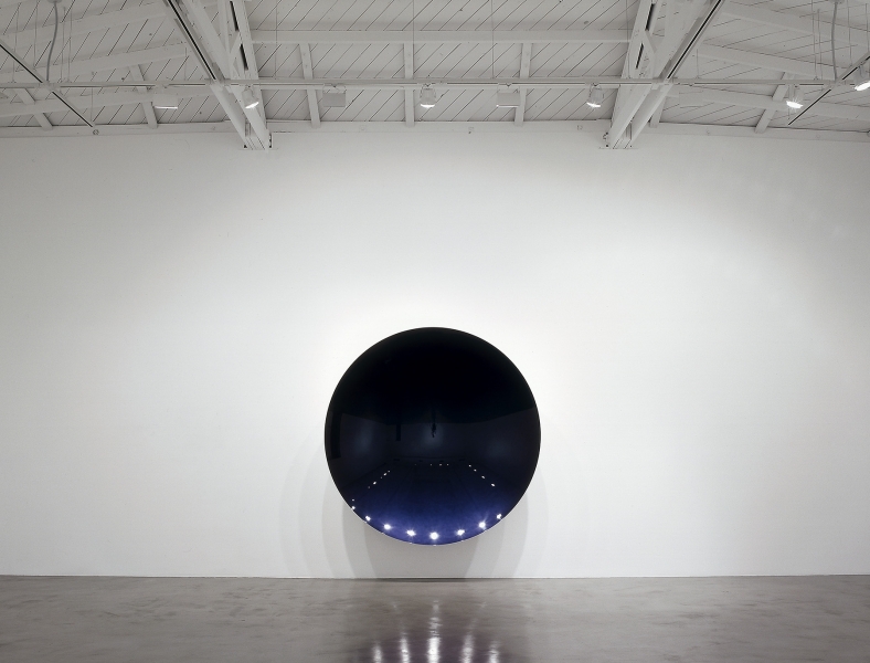 Anish Kapoor, Cyan to Purple