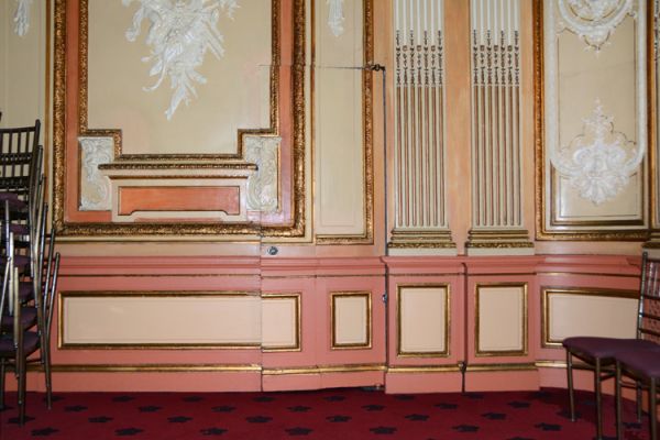 Zoe Strauss, Metropolitan Club Doorway. New York, NY. February 15, 2016, Archival Inkjet Print 