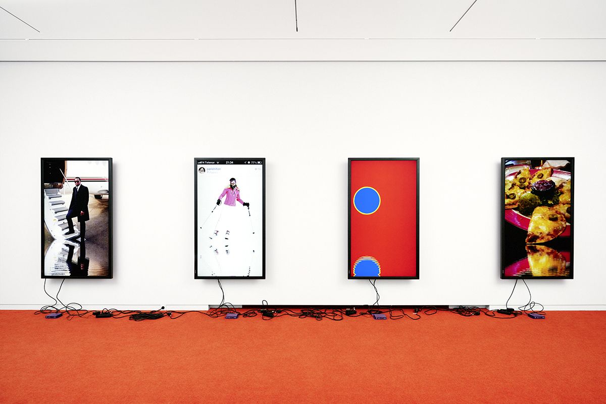 Cory Arcangel, Installation view, Espace Louis Vuitton, München, 2015