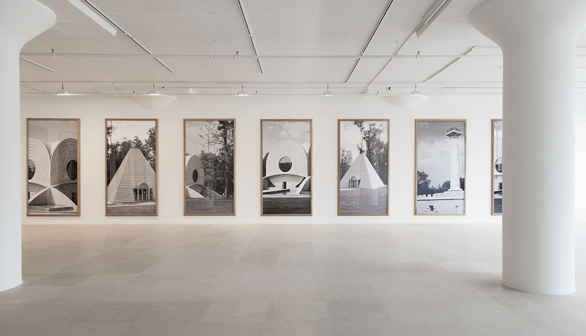 Installation view, Greene Naftali, New York, 2015