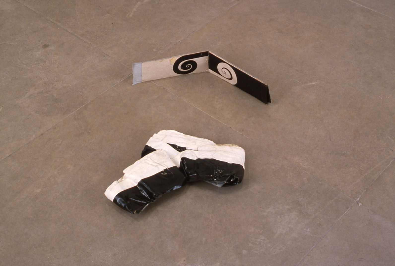 Heidie Gianotti, When Suburban Living Was Good, 2001 (detail), Steel, plexi, insulation, caulking, vinyl, super 8 film, Dimensions variable