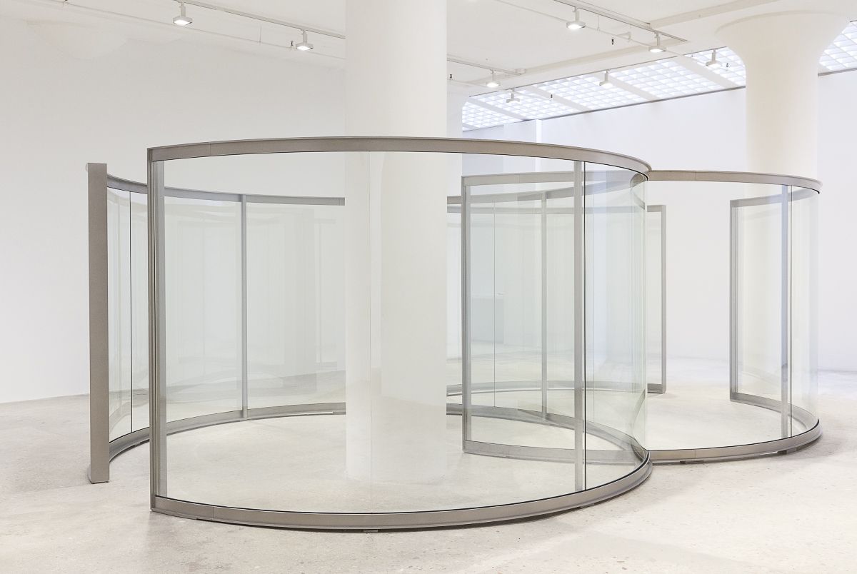 Dan Graham, Dancing Circles, 2018