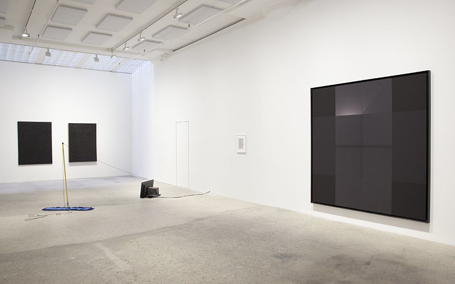 Installation view, Walking Point, Greene Naftali, New York, 2018