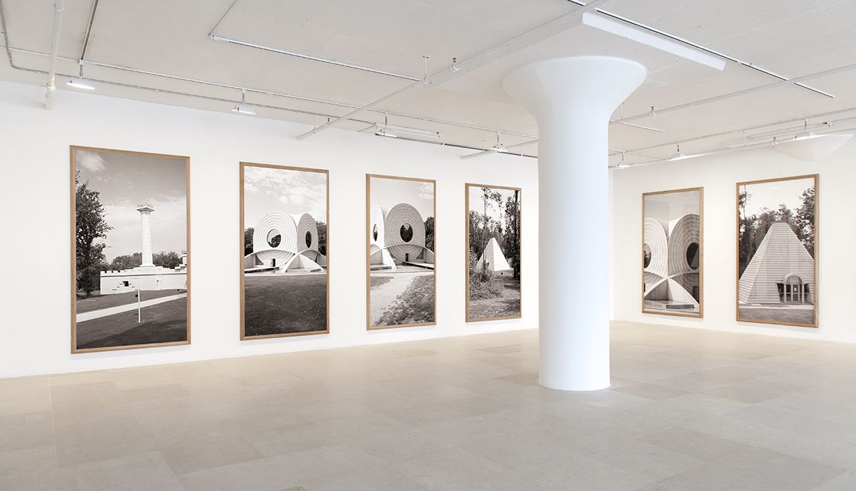 Installation view, Greene Naftali, New York, 2015