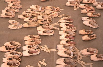Installation view, Intermediate II (detail), Greene Naftali, New York, 2001