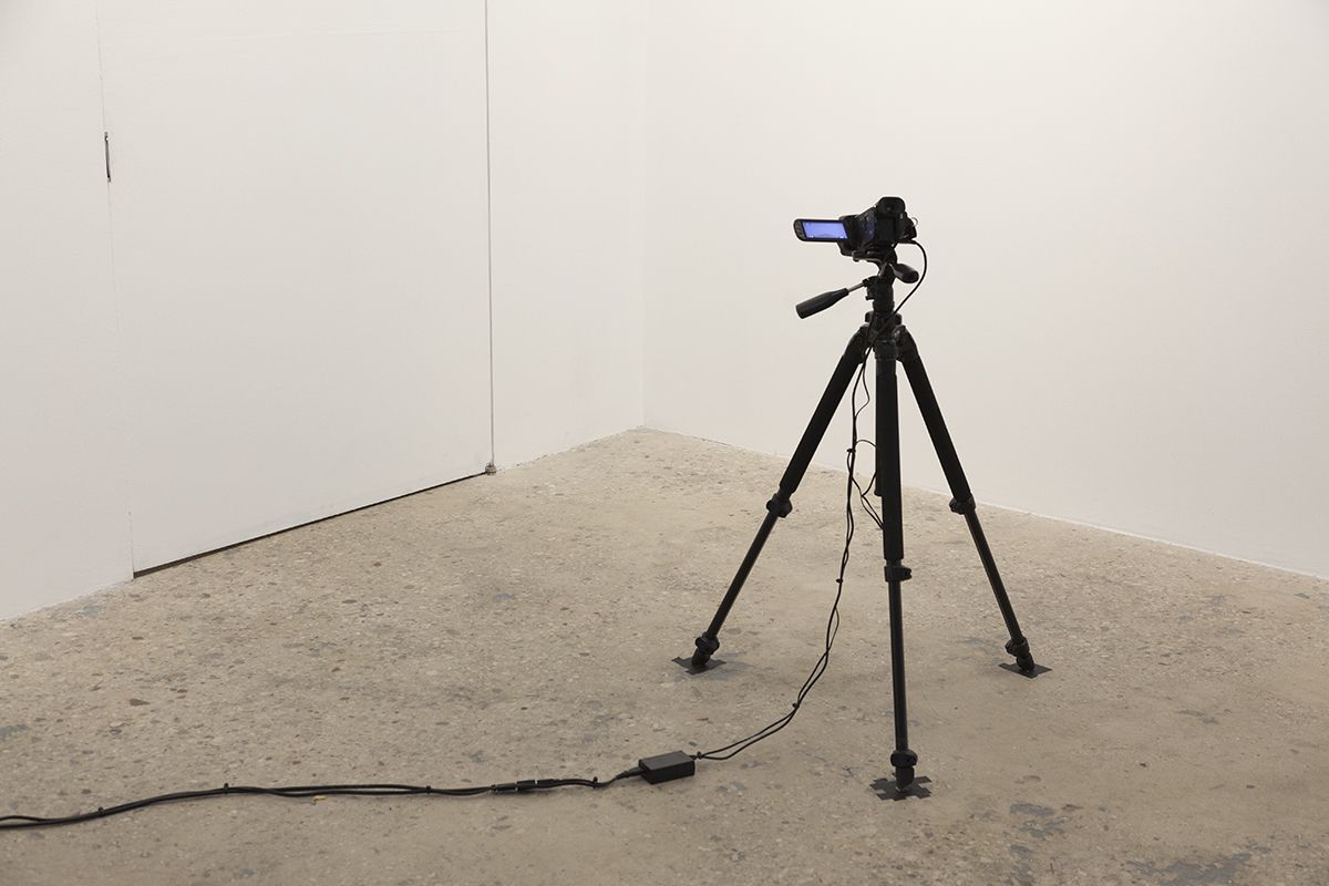 John Knight Corner displacement, 1970 (detail) Closed circuit video Dimensions Variable
