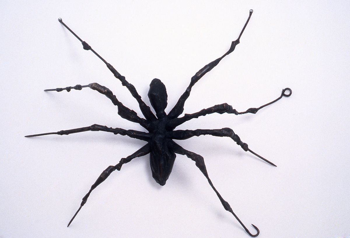 Louise Bourgeois, Spider II, 1995, bronze, 23 x 65 x 52 inches, ed. 2/6