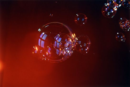 Patterson Beckwith, Untitled (bubble), 2006, C-print, 16 x 20 inches