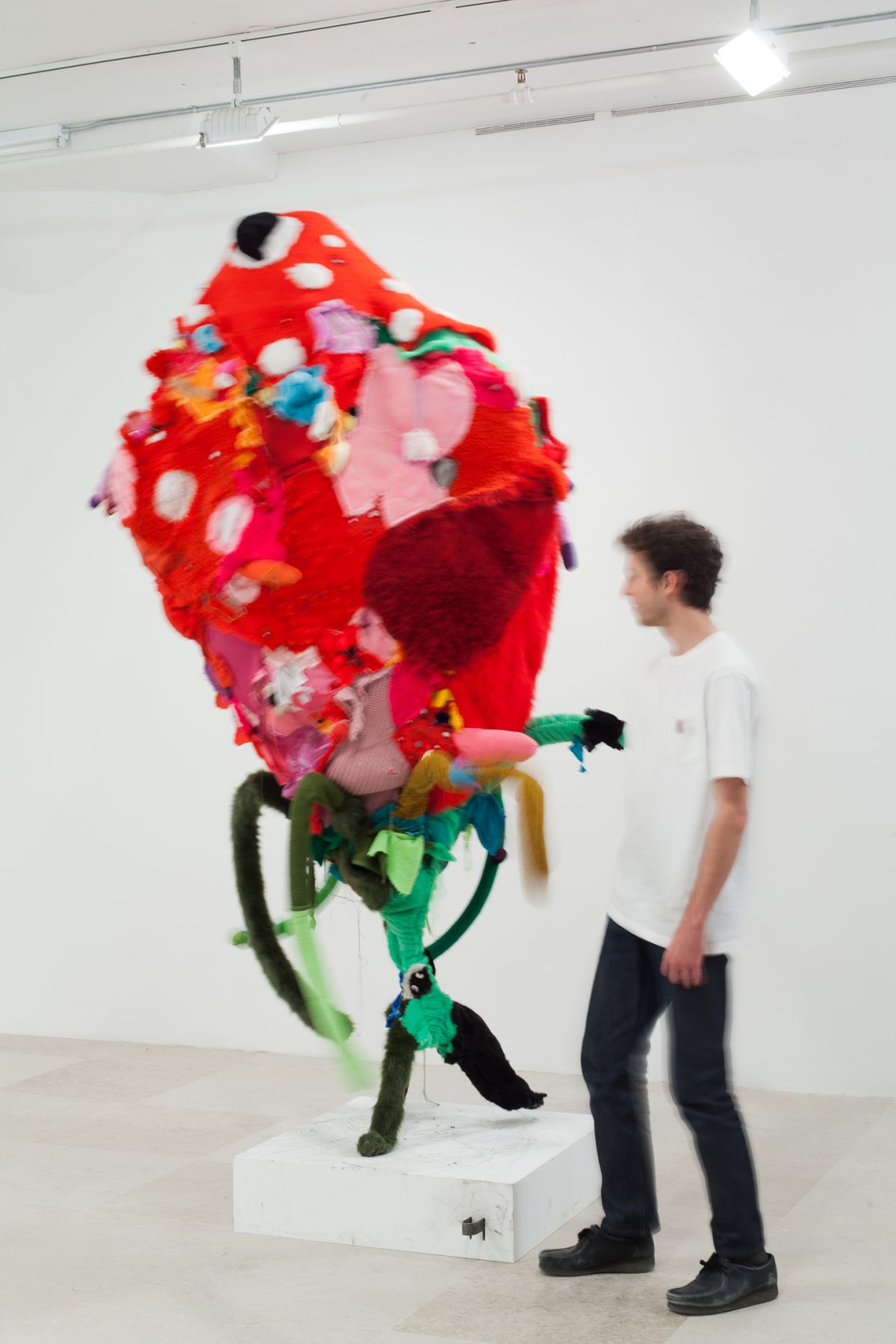 Gelitin, Strawberry, 2012, Mixed media, 110 x 85 x 76 inches