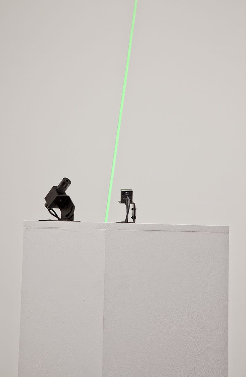 Michael Fullerton, Two Stars, Two Magnitudes (Polaris Due North. The traversal of Regulus, Due East Between 2001 hrs and 0302 hrs), 2013, Lasers pedestal, Dimensions variable, Installation view, Greene Naftali, New York, 2014