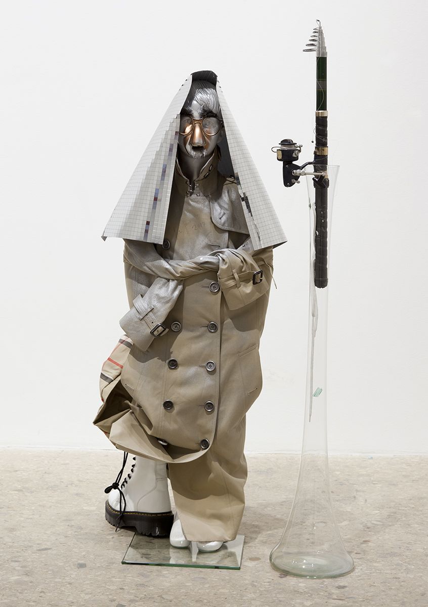 Isa Genzken, Untitled, 2017 clothes, mirror foil, glasses, vase, fishing rods, mixed media, 51.18 x 31.5 x 23.62 inches (130 x 80 x 60 cm)