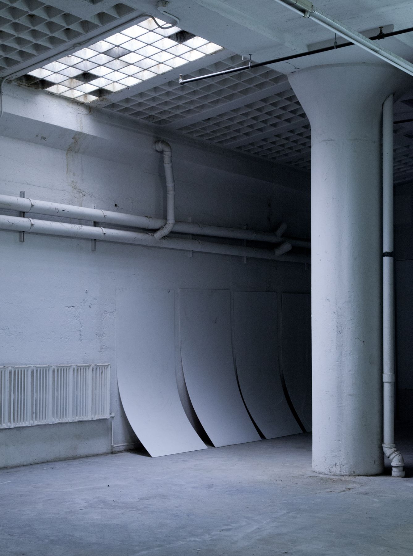 Lutz Bacher, Installation view, Snow, Greene Naftali, New York, 2014