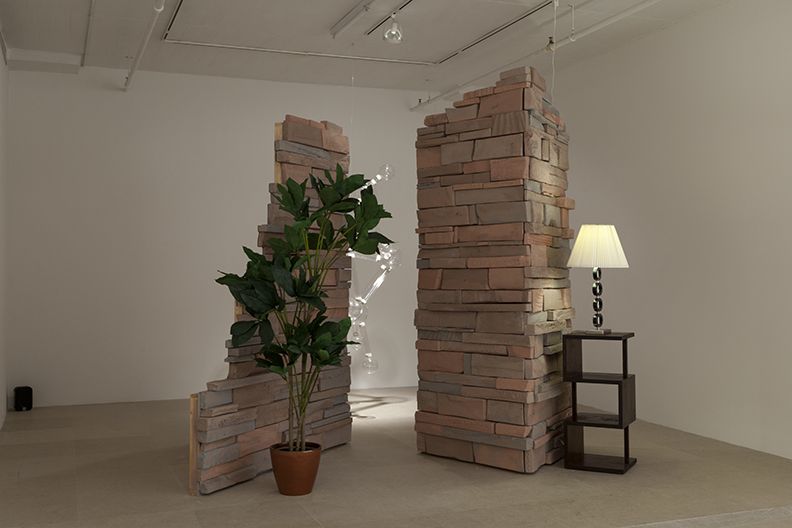 William Leavitt, Warp Engines, 2009, Mixed media installation with sound, 108 x 144 x 144 inches