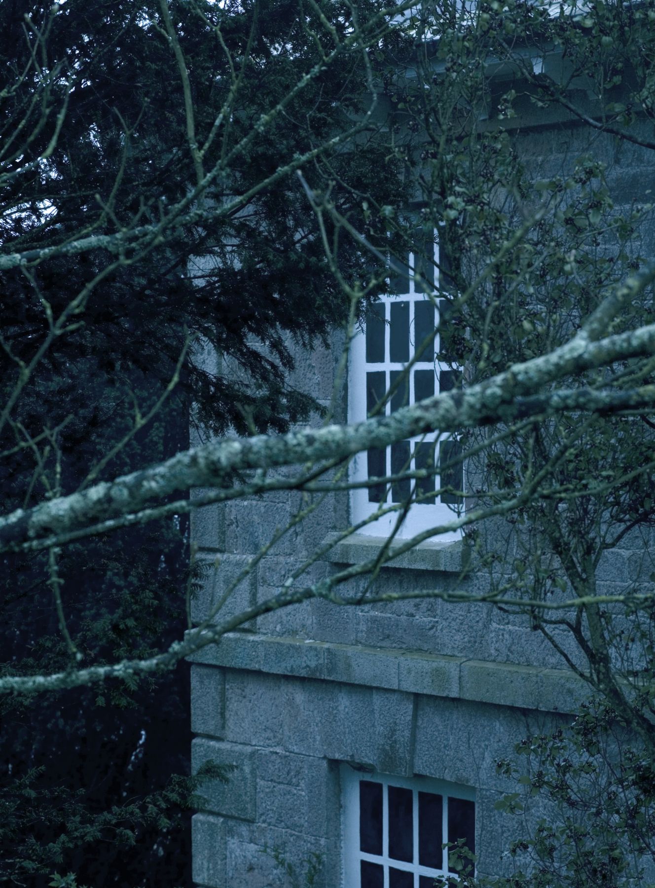 Roe Ethridge, Trethiggey Farmhouse, 2007, C-print, 54 x 40 inches